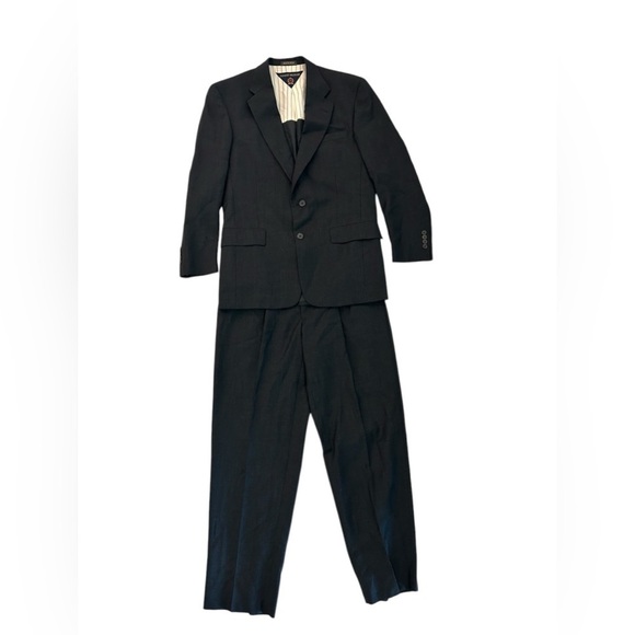 Tommy Hilfiger Wool Suit - Pre-Loved in Excellent Condition - Picture 1 of 12